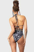 Carica l&#39;immagine nel visualizzatore di Gallery, Killstar Shipwreck Swimsuit
